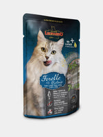 Alimento-complementario-para-gatos-sabor-Trucha-y-Catnip-Drink-85gr-Leonardo